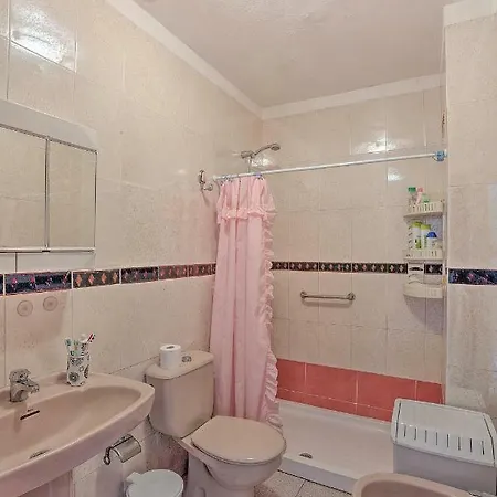 Large On The Ocean Front Appartement